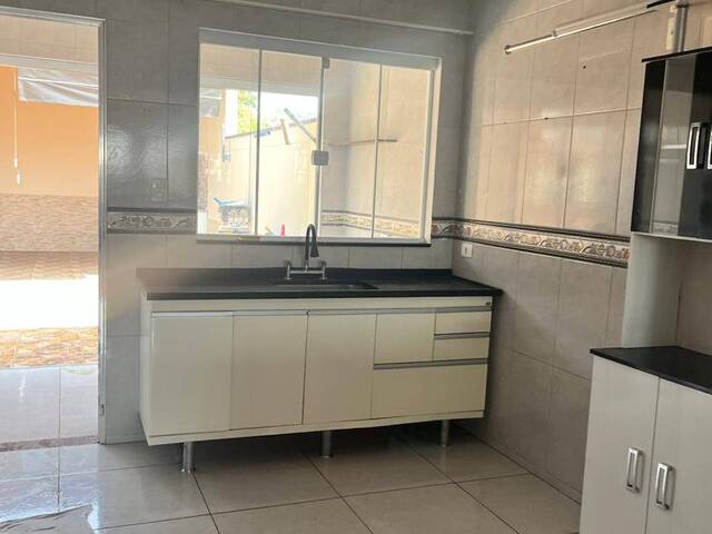 #170 - Casa para Venda em Capela do Alto - SP - 2