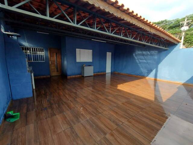 Casa para Venda em Capela do Alto - 3