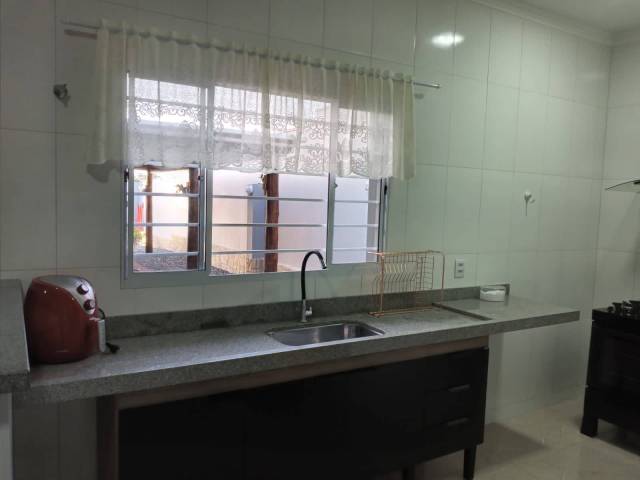 Casa para Venda em Capela do Alto - 4