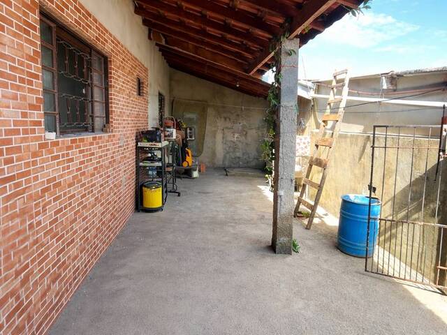 #332 - Casa para Venda em Capela do Alto - SP - 2